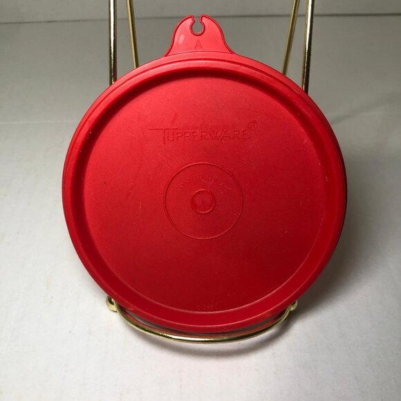 Tupperware Replacement Lid 215-90 A Tab Red Round - Picture 1 of 8